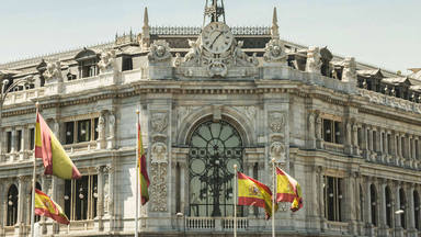 Cortan las principales calles de Madrid para facilitar el ''robo del banco de España''