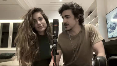 Julia Medina y Gonzalo Hermida comparten su música desde su casa
