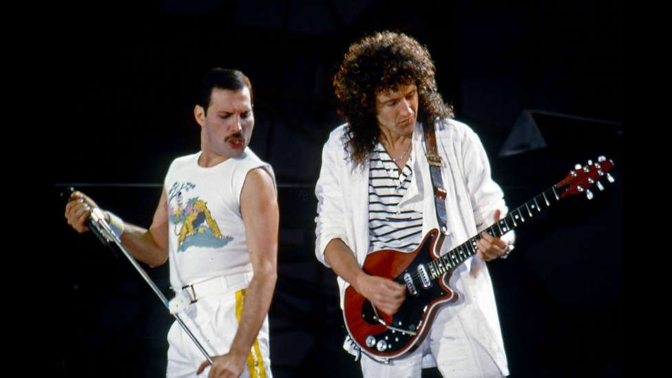 Brian May te enseña a tocar el solo de guitarra de 'Bohemian Rhapsody'