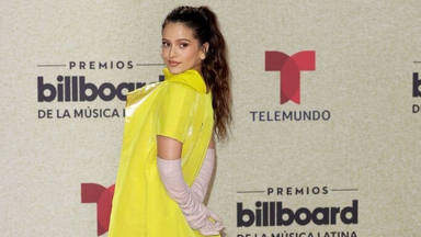 Rosalía en la alfombra roja de los Billboard Latin Music Awards 2021