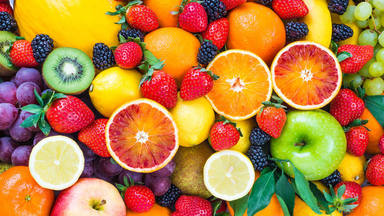 Así es la mejor forma de comer fruta: ¿con o sin piel?