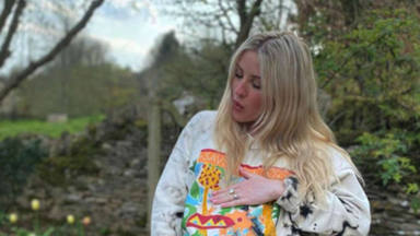 Ellie Goulding por fin da a luz a su primer hijo con Caspar Jopling