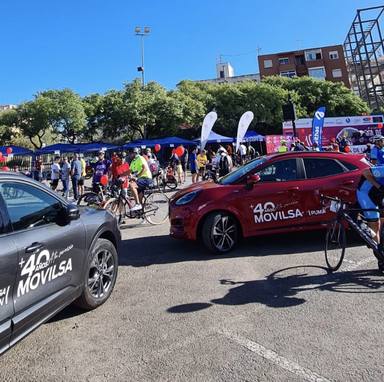 Alicante se vuelca con el Día de la Bici de Cadena 100