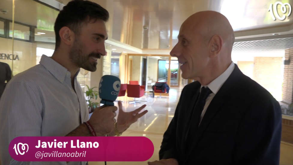 Javier Llano, galardonado con el Premio ¡Bravo!: ''Mi pasión acabó convirtiéndose en mi profesión''