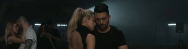 Shakira baila en su último videoclip