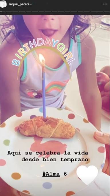 Alma Sanz Perera sopla las velas de su 6 cumpleaños
