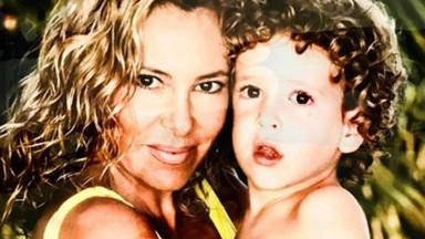 Ana Obregón recuerda su posado del verano con su hijo Álex Lequio