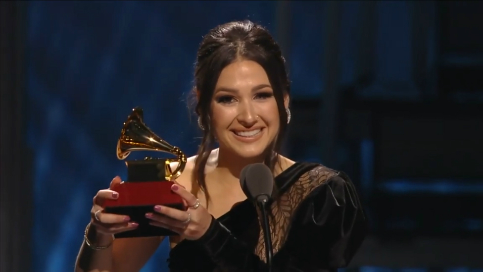 El sorpréndete detalle de los Latin Grammys, los artistas no se quedan con el premio