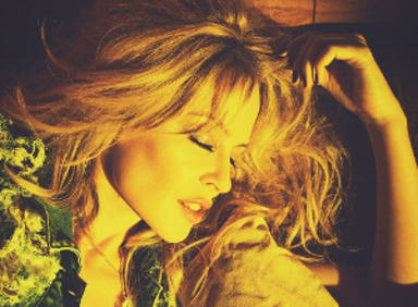 Ya está aquí "Golden" el nuevo álbum de Kylie Minogue