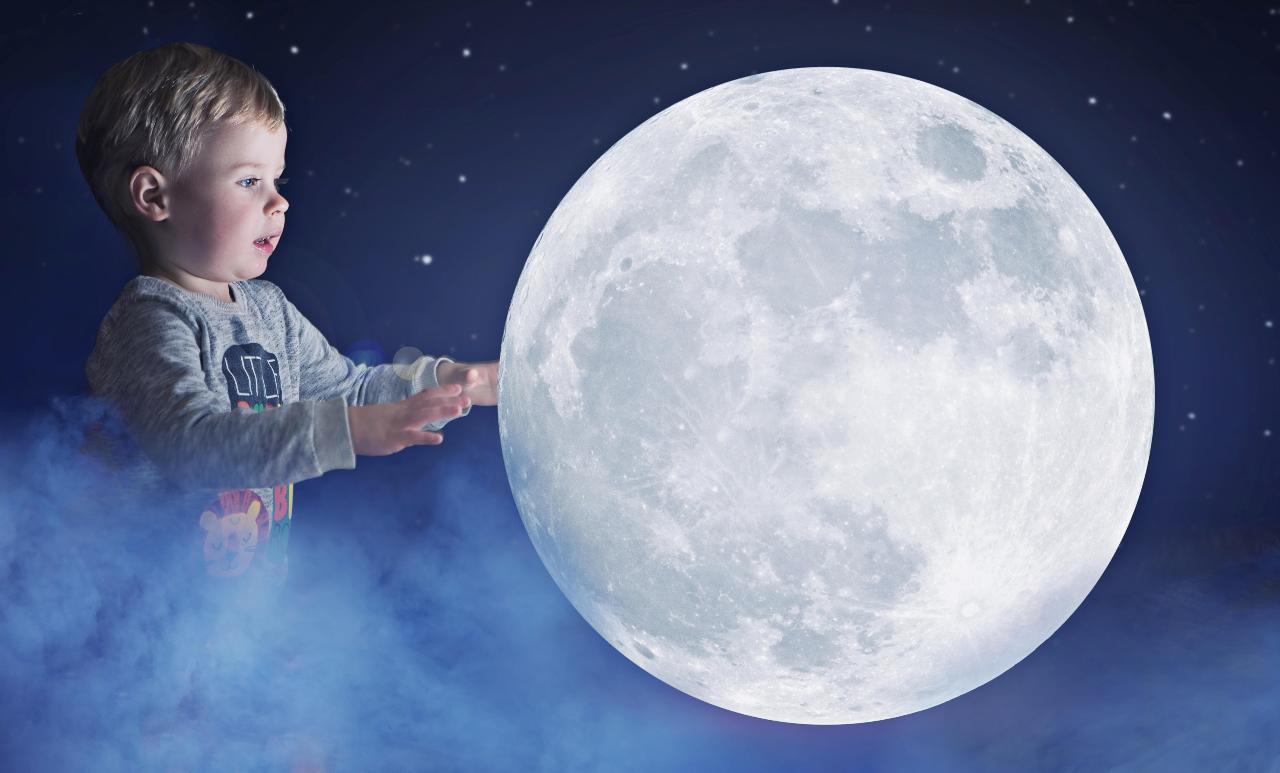 Los niños y Jimeno viajan a la Luna: "Me llevaría legumbres, tienen hierro y no te haces daño"