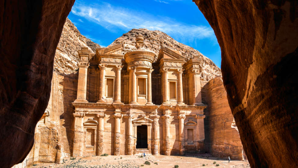 ¿Sabías que puedes meterte en Petra?