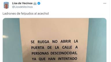 Queja viral de unos vecinos por dejar la puerta del edificio abierta