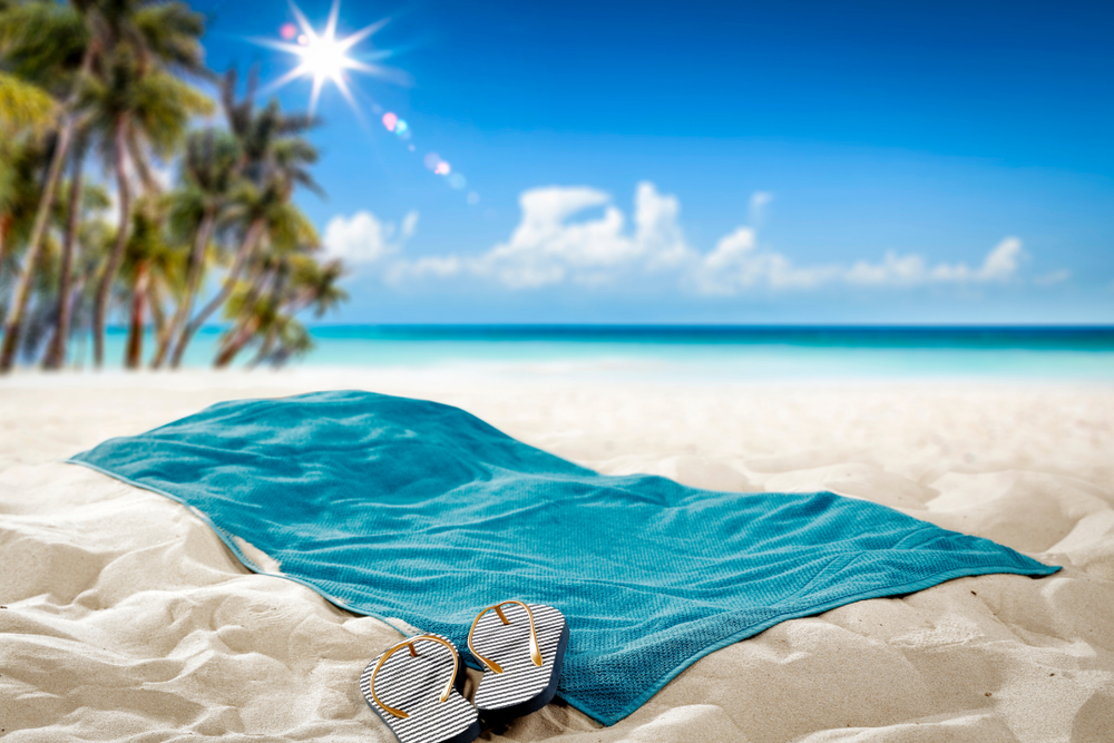 El accesorio imprescindible para Javi Nieves: "Es lo único que necesito para ir a la playa"