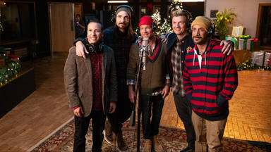 Backstreet Boys han lanzado su esperado y primer álbum de Navidad 'A Very Backstreet Christmas'