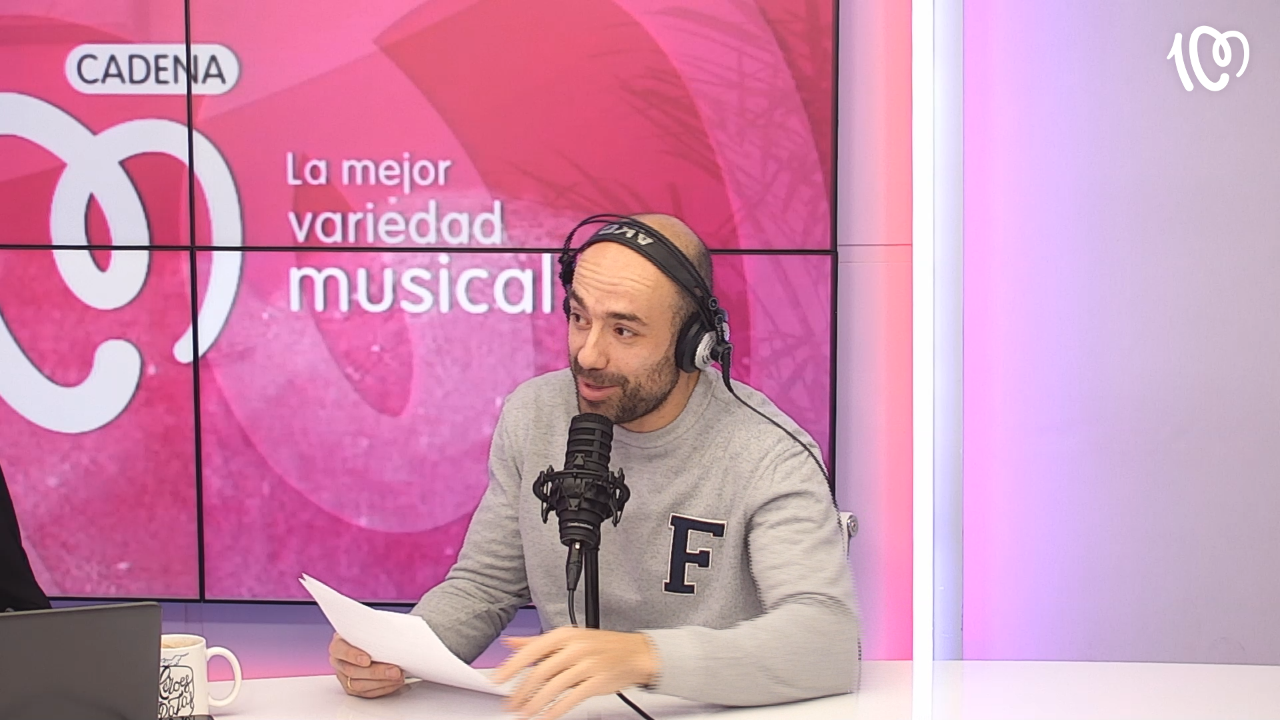 Fernando Martín y los músicos: "Hoy es su día y hay que dar gracias... o no"