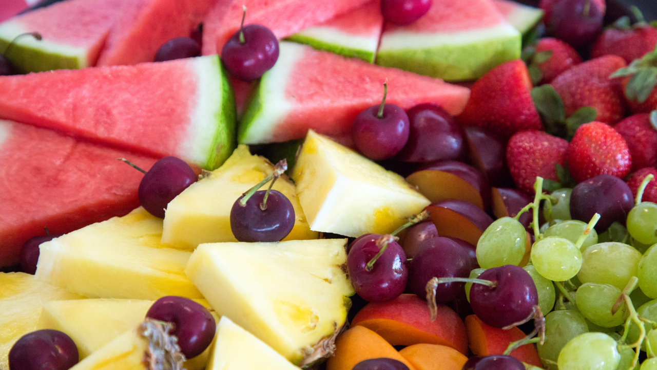 Las frutas que más te hidratan y son ideales para el verano: "Es el trío perfecto en estos meses"