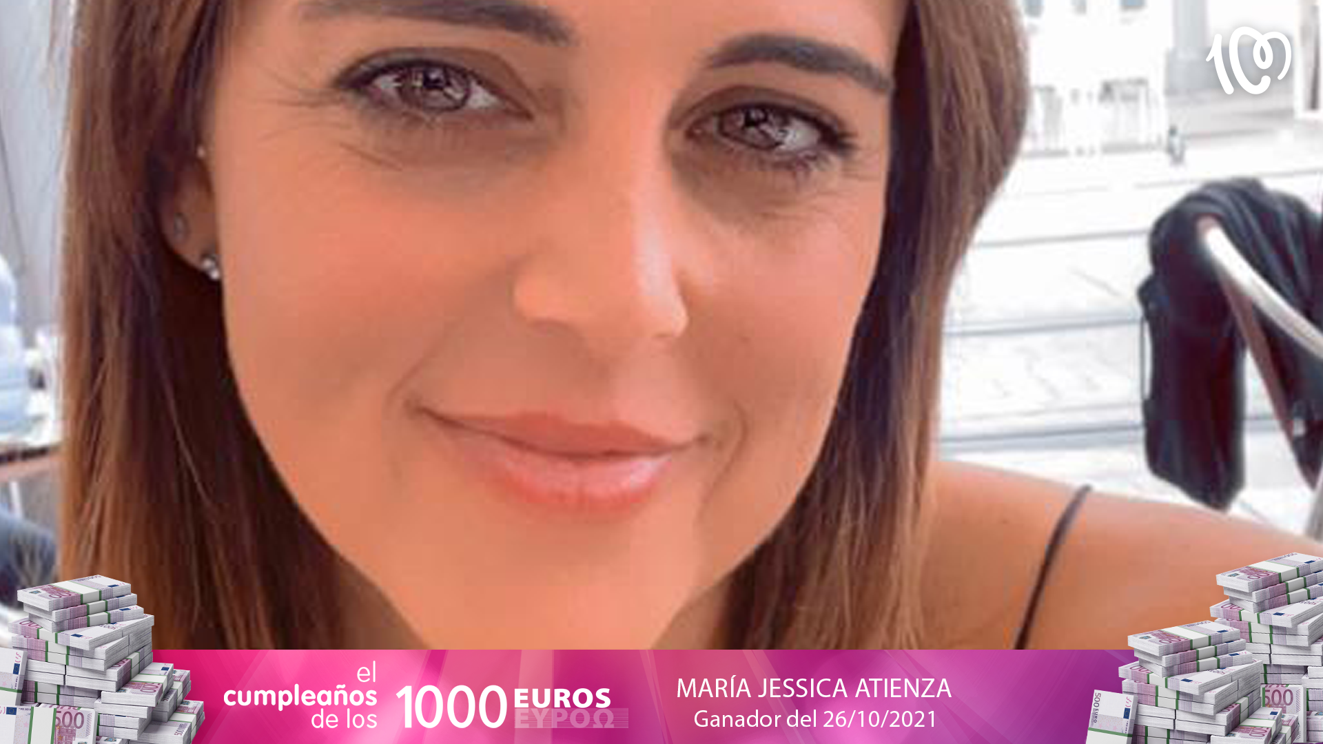 Mª Jessica, ganadora de los 1.000 euros: "No me lo creía, la primera vez que me toca algo"