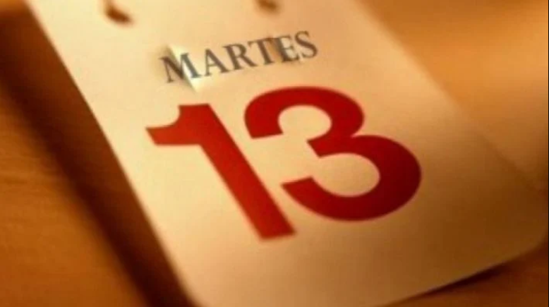 Martes 13: las supersticiones más absurdas que la gente sigue creyendo todavía